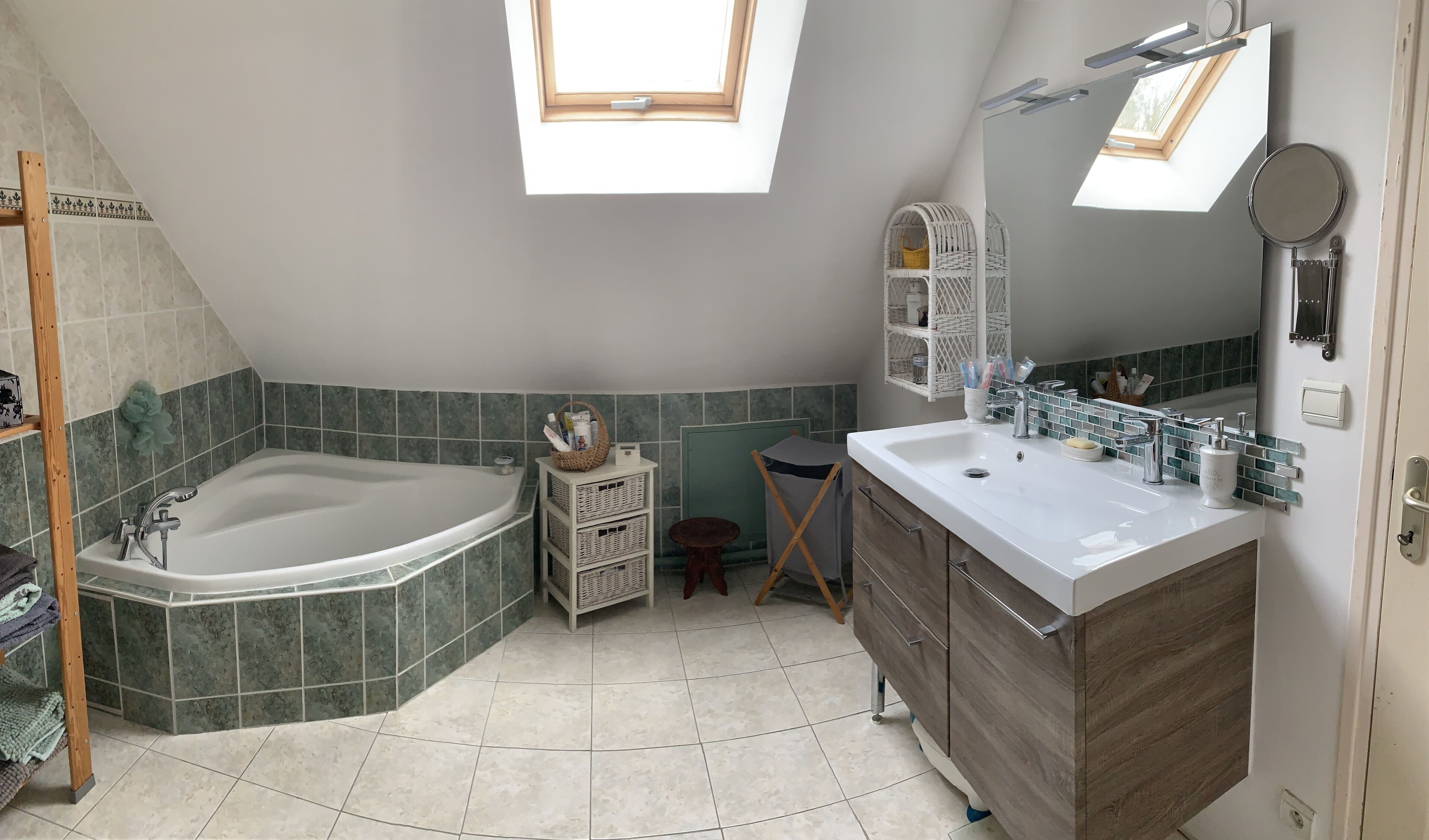 Hair dryer, towels, toilet paper