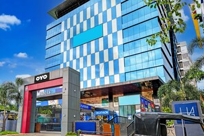 Exterior - OYO Flagship Botcha Convection (Visakhapatnam)
