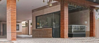 OYO Flagship Hotel Vallabha Residency