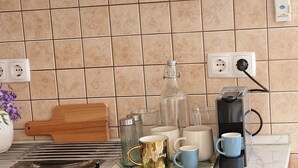 Unclassified image, 5 of 41, button - Appartement Ensoleillé Avec Grand Balcon, à 3 Minutes de la mer ! (Rogoznica)