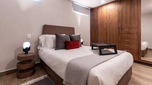 1 bedroom, desk, iron/ironing board, free WiFi - Fully Equipped Studio with Amazing Shared Rooftop (Ciudad de México)