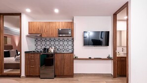 Unclassified image, 5 of 25, button - Cozy Fully Equipped Studio | ROMA (Ciudad de México)