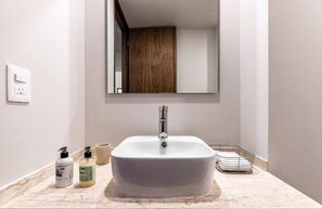 Unclassified image, 5 of 25, button - Cozy Fully Equipped Studio | ROMA (Ciudad de México)