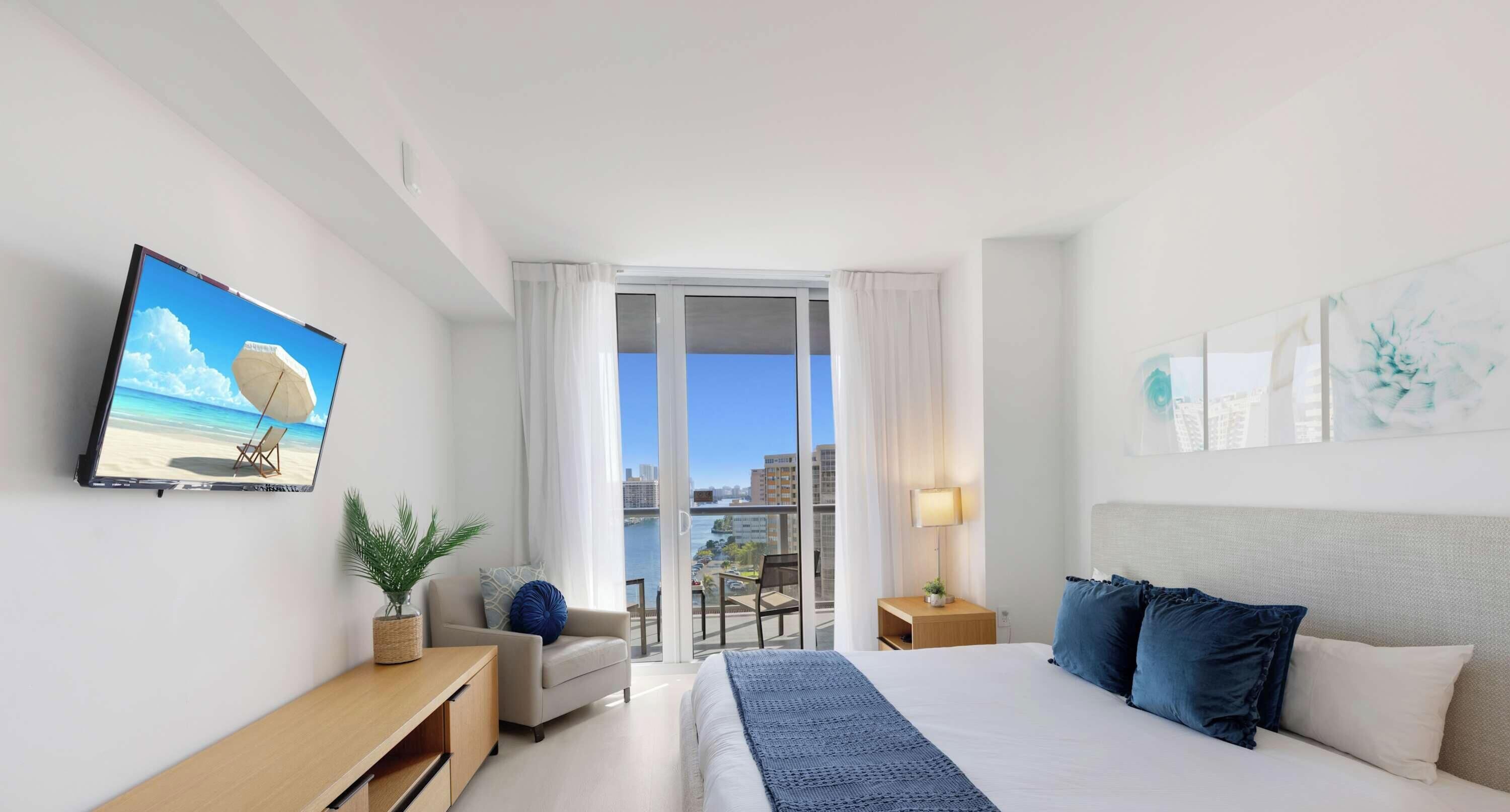 1 Schlafzimmer, Schreibtisch, Bügeleisen/Bügelbrett, Reisekinderbett