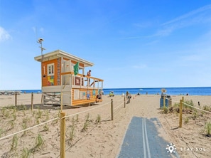 Beach nearby - Beach view Luxury: Amazing Pool, Resort Amenities (Hollywood)