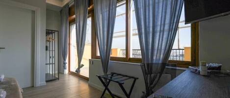1 camera, una scrivania, culla da viaggio, Wi-Fi
