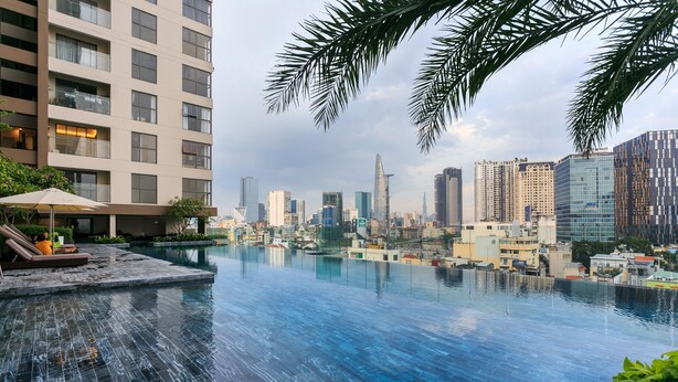 Outdoor pool - Fusion Riverside Apart Near Ben Thanh (Ho Chi Minh City)