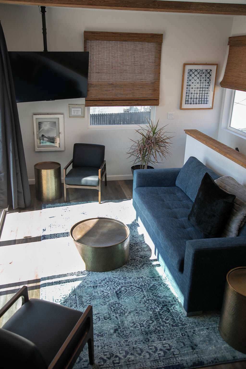 Industrial-inspired 2-story California Beach House - Oceanside, CA