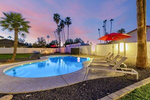 Pool - Agave on Cactus|Private Pool|Firepit|Sleeps 10 (Scottsdale)