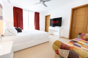 3 bedrooms, iron/ironing board, free WiFi, bed sheets