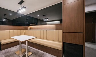 Decoración personalizada, muebles diferentes y wifi gratis 