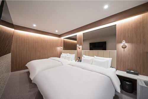 Andong Brown Dot Okdong Branch