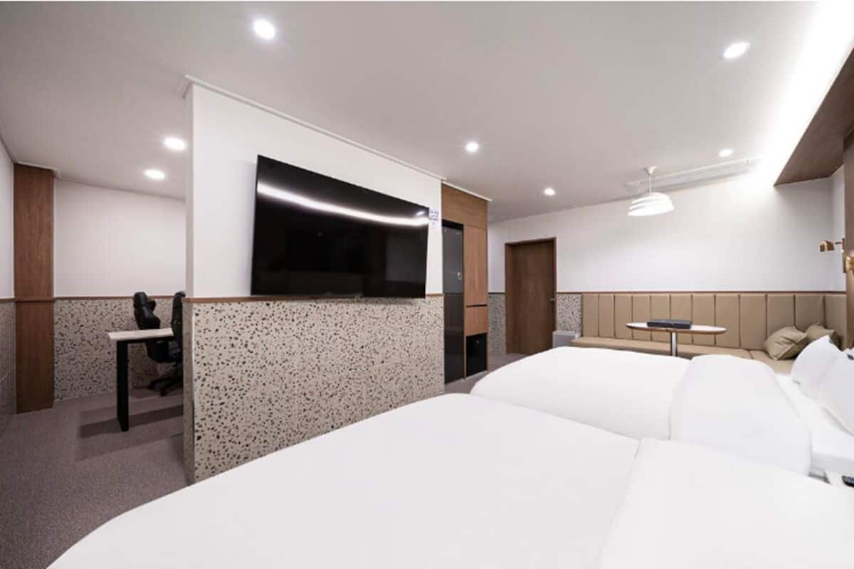 Suite Twin Room