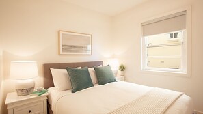 2 Schlafzimmer, Schreibtisch, Bügeleisen/Bügelbrett, kostenloses WLAN