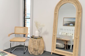 Interior - Maroubra - Stylish Abode 360° Ocean & Beach Views (Maroubra)