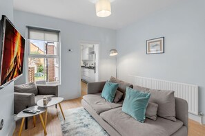 スマートテレビ、書斎 / ワークスペース