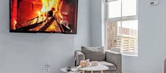 2BR Victorian Home |6 Mins Drive To Norwich Castle