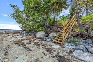 Property grounds - Bayside Shore Cottage-New! (Trenton)