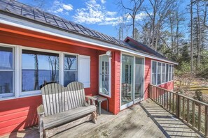 Unclassified image, 4 of 22, button