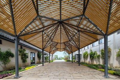 Jiangnan House  Yangcheng Lake