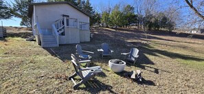 Terrace/patio - Shady Cove -Tucked away in a cove near Lake of the Arbuckles (Sulphur)