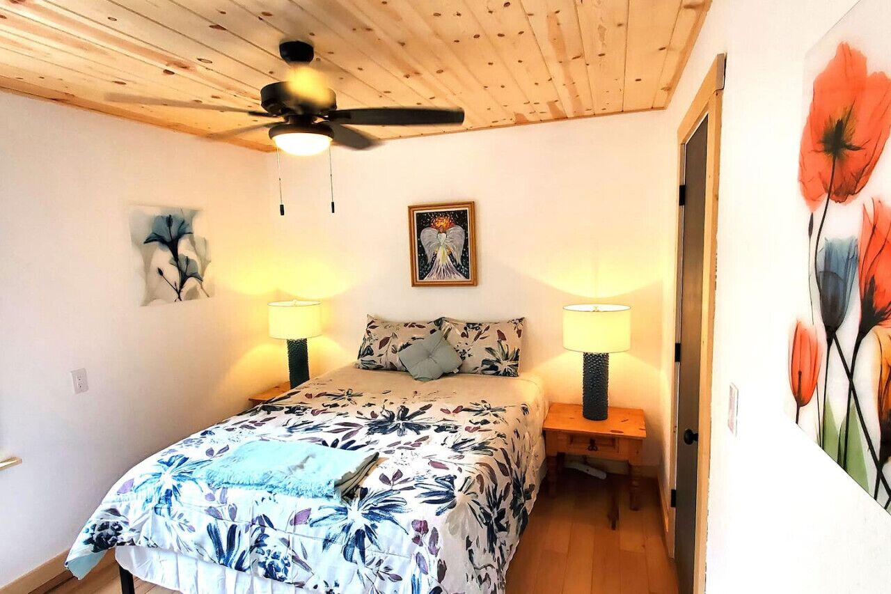 1 bedroom, free WiFi, bed sheets