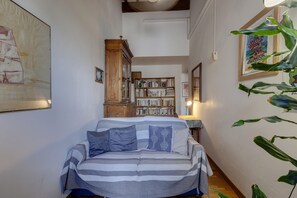 Interior - Central Panoramic Terrace (Florence)