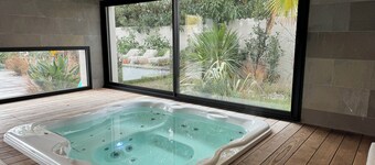 Luxury villa heated pool jacuzzi sauna