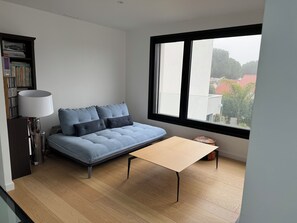 Téléviseur, chaîne audio, imprimante