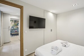 1 chambre, fer et planche Ă repasser, Wi-Fi, draps fournis