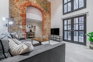 Fernseher, Arbeitsbereiche