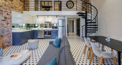 w* | Majestic Duplex in Plaza Catedral