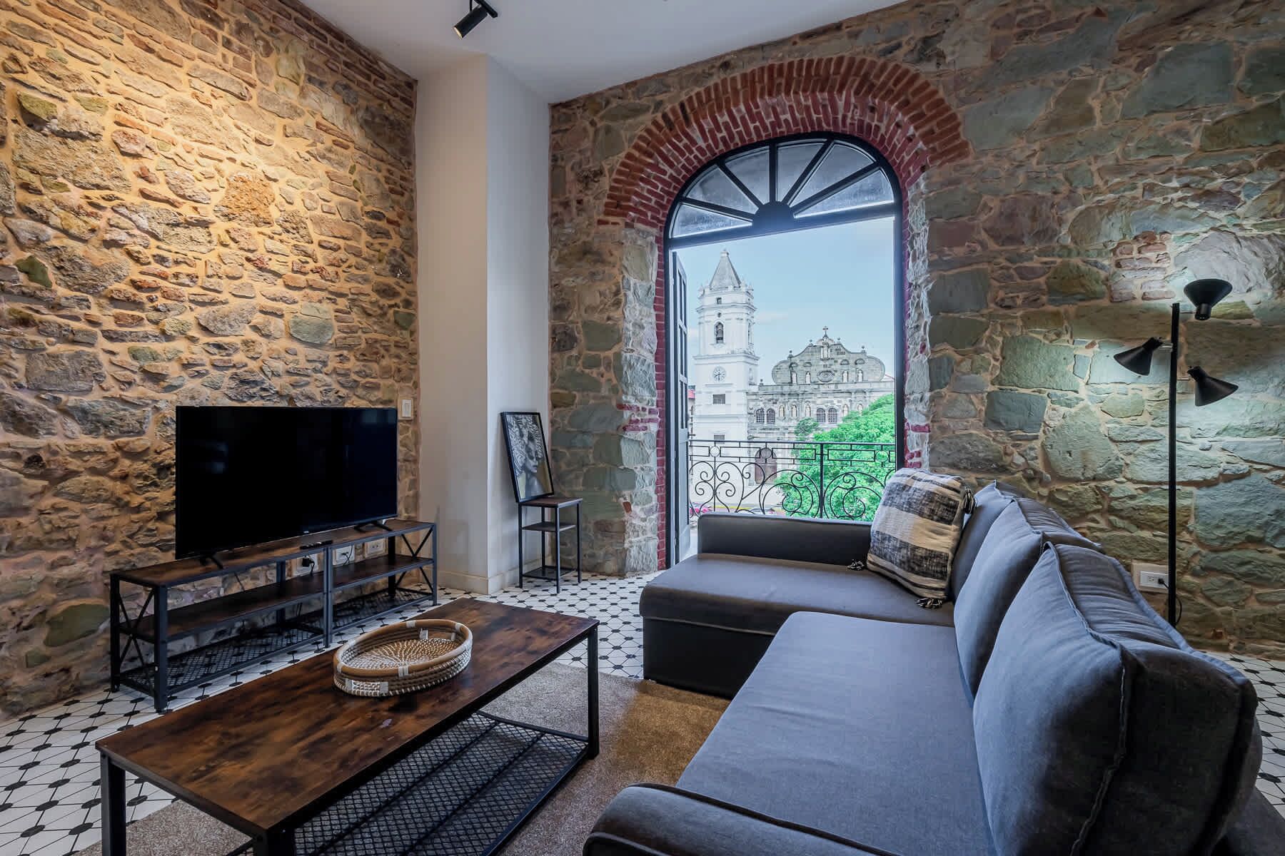 Télévision, espaces bureaux