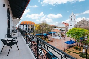 Property grounds - w* | Whimsical 1BR in Plaza Catedral (Panamá)