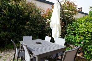 Garden view - La Casa Del Marchese (Lonato del Garda)