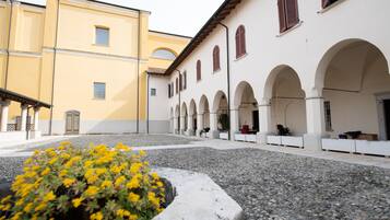 EntrĂ©e de lâhĂ©bergement