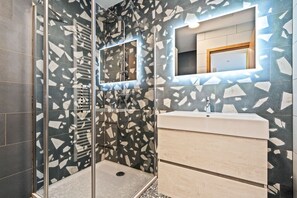 تجهيزات دش، مناشف