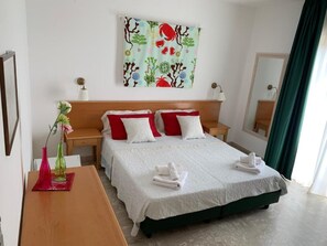 Leilighet, 1 soverom, sjøutsikt | Wi-fi (inkludert)