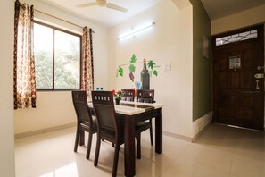 Dining - Flagship Dewa Near Dabolim Airport (Vasco da Gama)