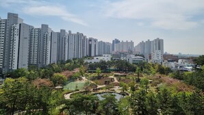 Standard Room | View from room - hwamyeong sky hotel (Busan)