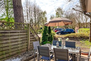 Outdoor dining - Urlauberdorf Haus 47 d (Ostseebad Boltenhagen)