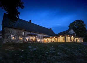 Exterior - Domaine de L'eclache Gîtes de Caractère 5 Épis à Louer au Cœur de Lauvergne (Prondines)