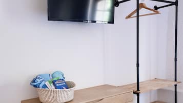 1 chambre, bureau, espace de travail pour ordinateur portable