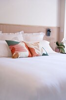Superior Room, Park View | Desk, laptop workspace, free WiFi, bed sheets