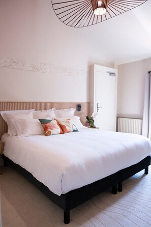 Superior Room, Park View | Desk, laptop workspace, free WiFi, bed sheets - La Bastide de Montferrat (Montferrat)