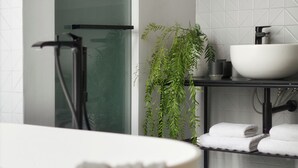 Bathroom - Aionion Residence by K&K - Daphne Suite (Athina)