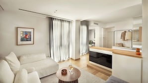 Living area - Aionion Residence by K&K - Daphne Suite (Athina)