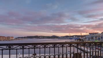 Deluxe Double Room | Balcony