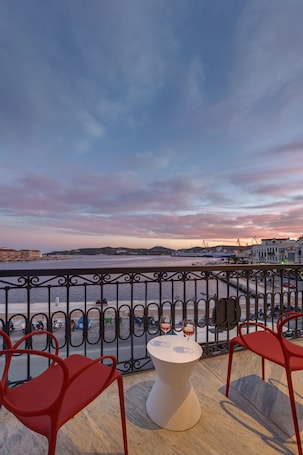 Deluxe Double Room | Balcony