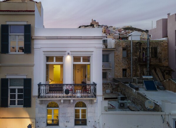 Front of property - Skylight (Syros)